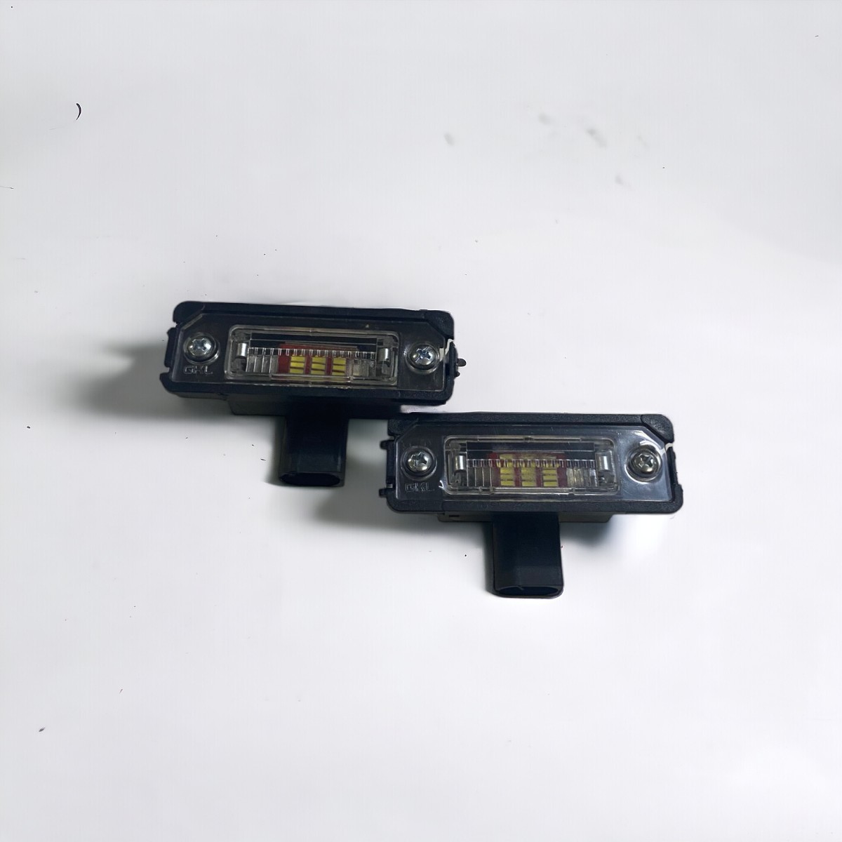 GOLF 4 1998 - 2005 SAĞ VE SOL PLAKA AYDINLATMA LAMBASI LED SET - resim 1