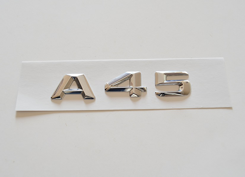 mercedes-a45-arka-bagaj-yazisi-krom-yeni-model-1.jpg