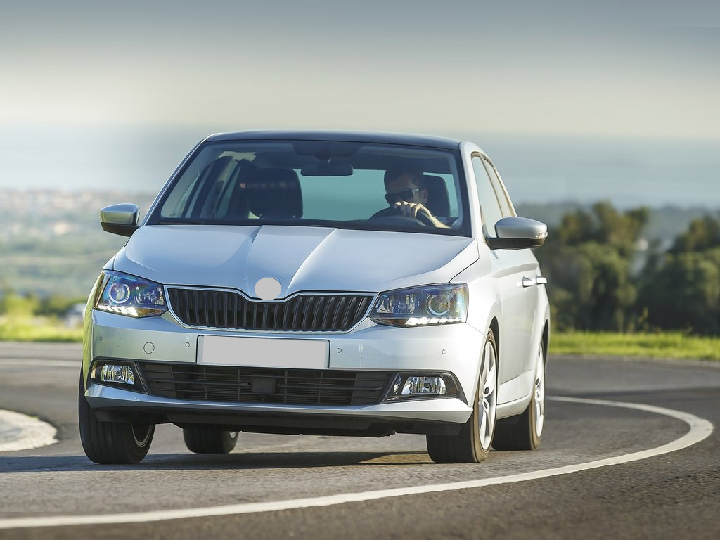 /assets/uploads/skoda-fabia-2015---2023-sol-cam-acma-dugmesi-6732653576f29.jpg